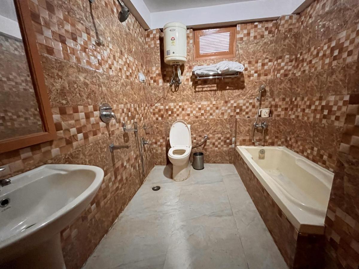 Naina Spring Resort, Manali - Away From City Hustle Ngoại thất bức ảnh